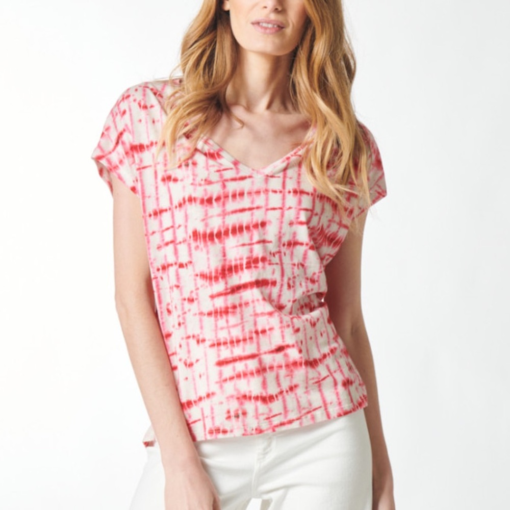 NWOT Majestic Filatures V neck top